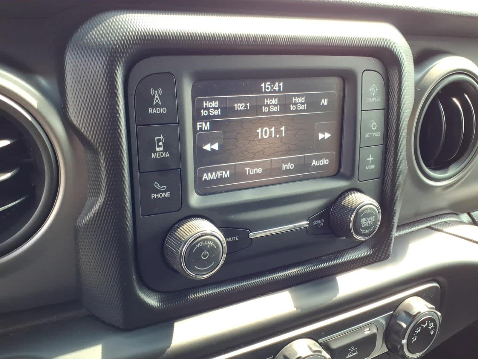 2022 Jeep Wrangler Sport S