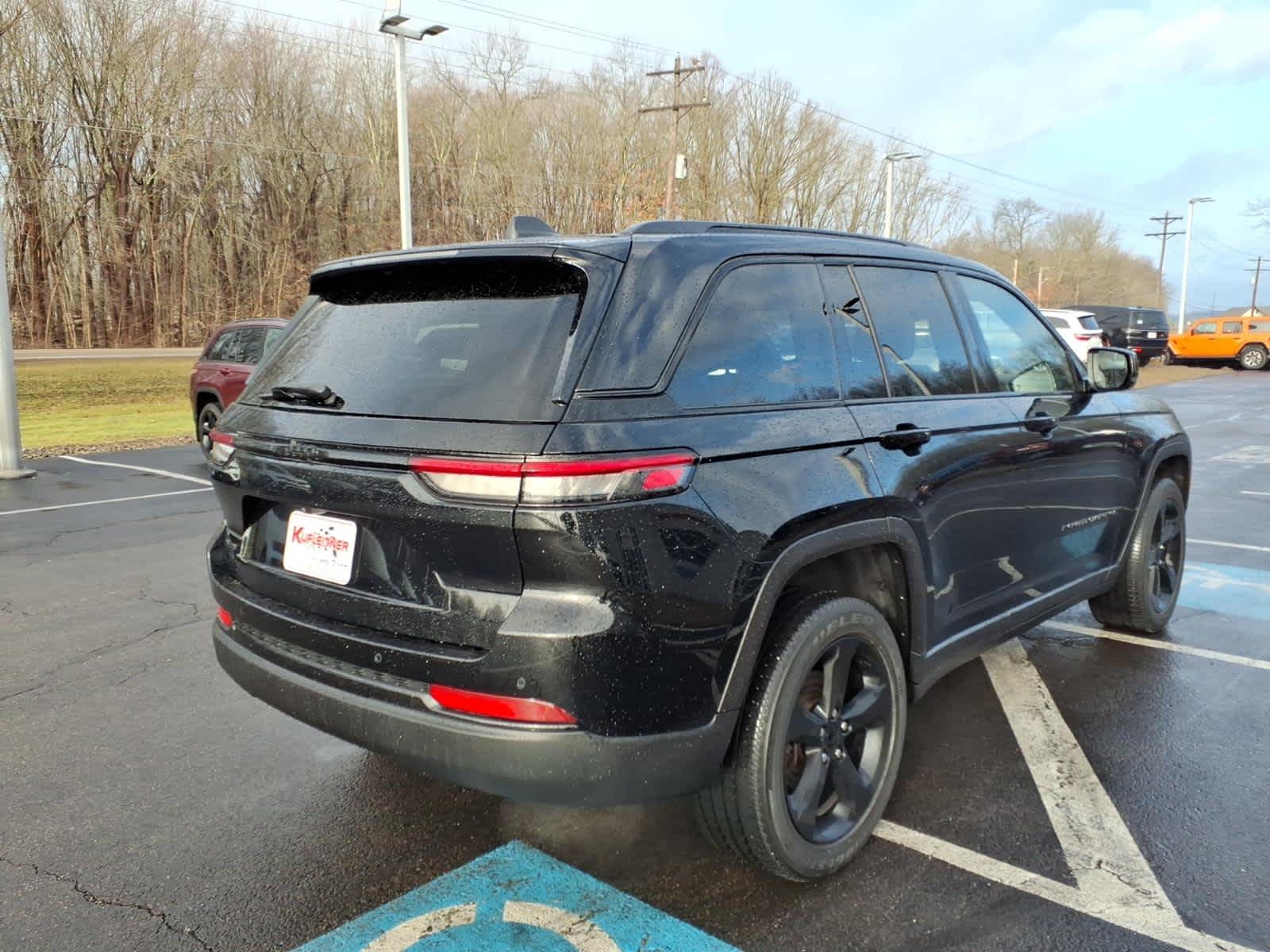 2023 Jeep Grand Cherokee Altitude