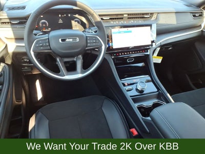 2026 Jeep Grand Cherokee Laredo