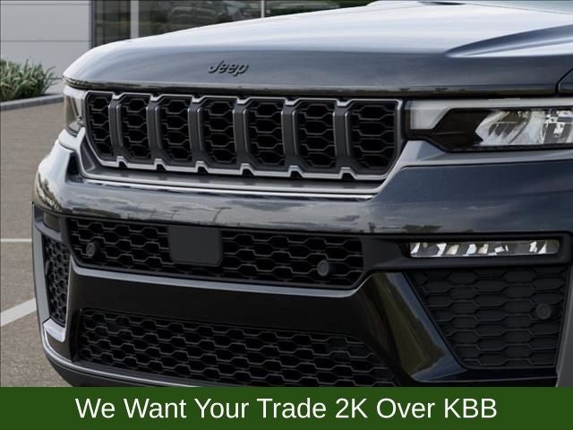 2026 Jeep Grand Cherokee Base