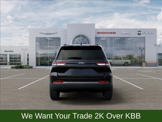2026 Jeep Grand Cherokee Base
