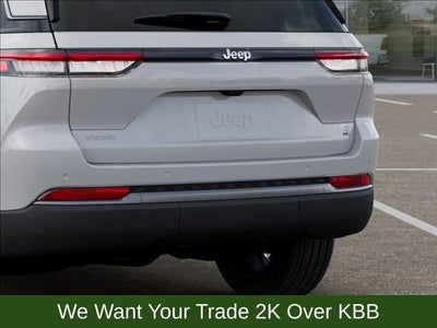 2026 Jeep Grand Cherokee Base