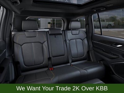 2026 Jeep Grand Cherokee Base