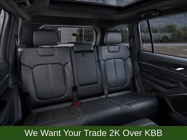 2026 Jeep Grand Cherokee Base