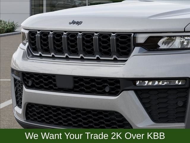 2026 Jeep Grand Cherokee Base