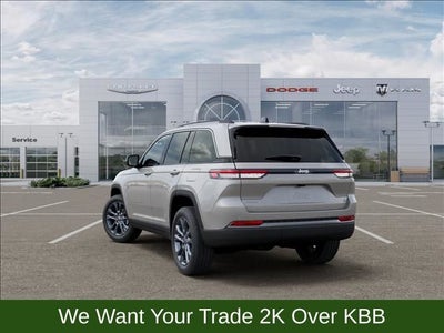 2026 Jeep Grand Cherokee Base