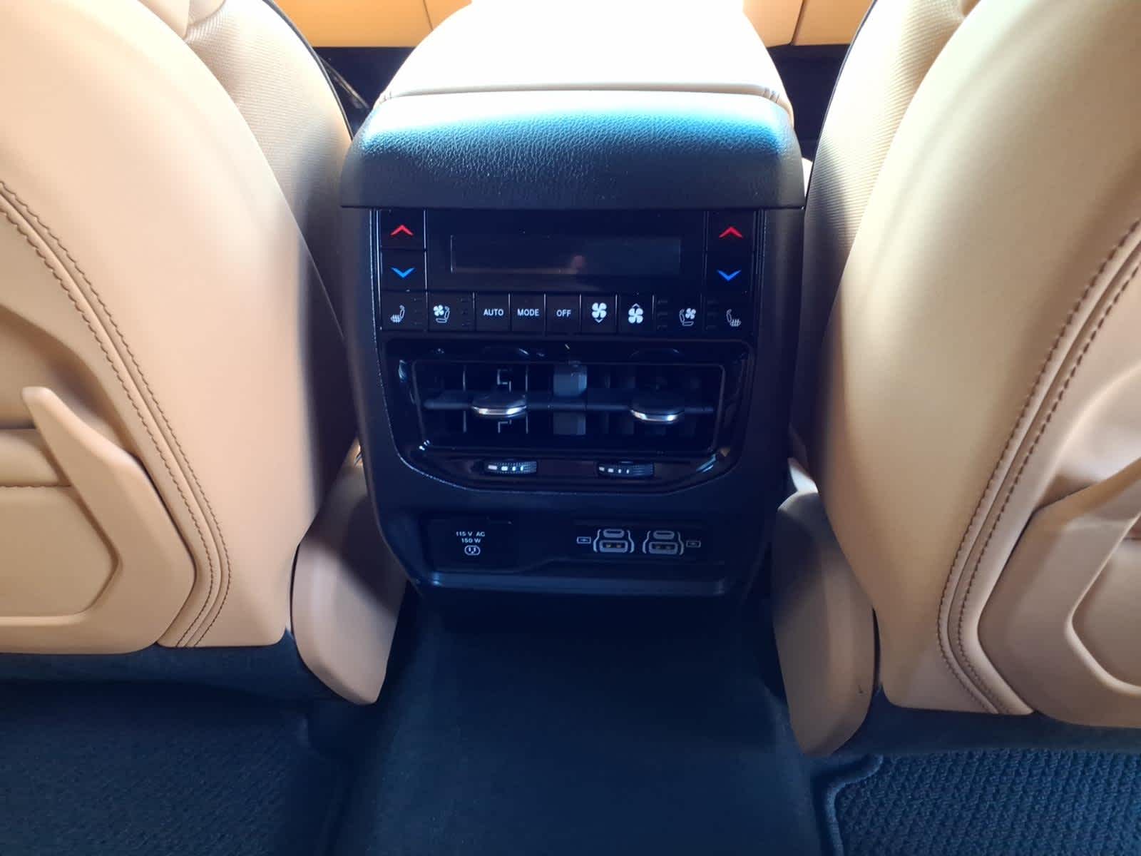 2025 Jeep Grand Cherokee Summit Reserve