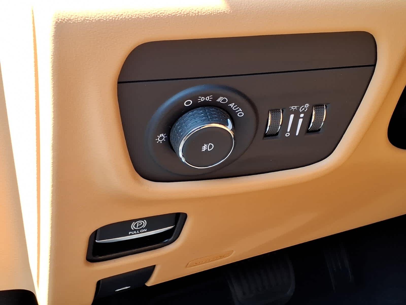 2025 Jeep Grand Cherokee Summit Reserve