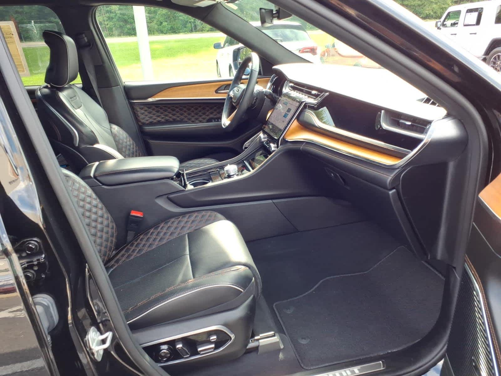 2024 Jeep Grand Cherokee Summit Reserve