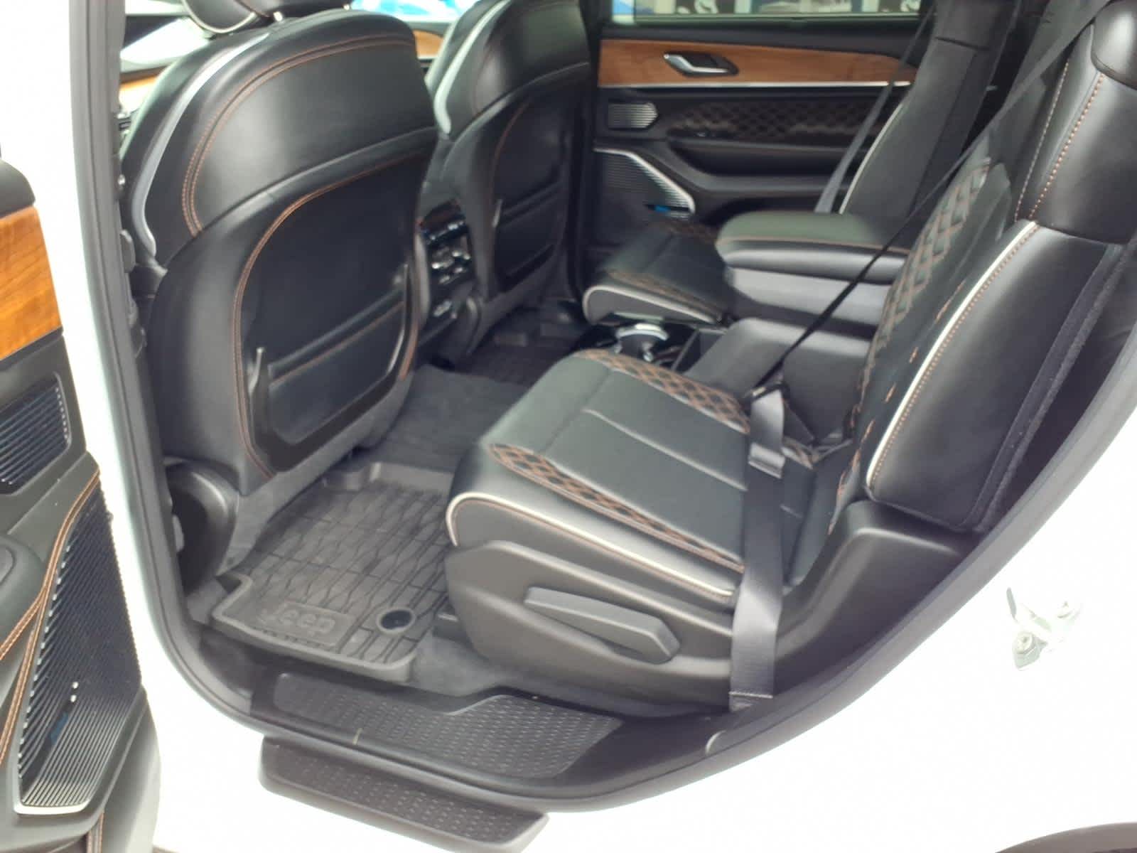 2025 Jeep Grand Cherokee L Summit Reserve