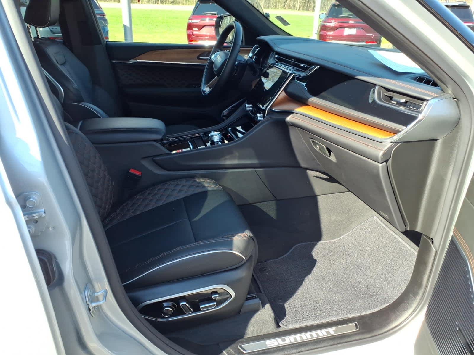 2025 Jeep Grand Cherokee L Summit Reserve
