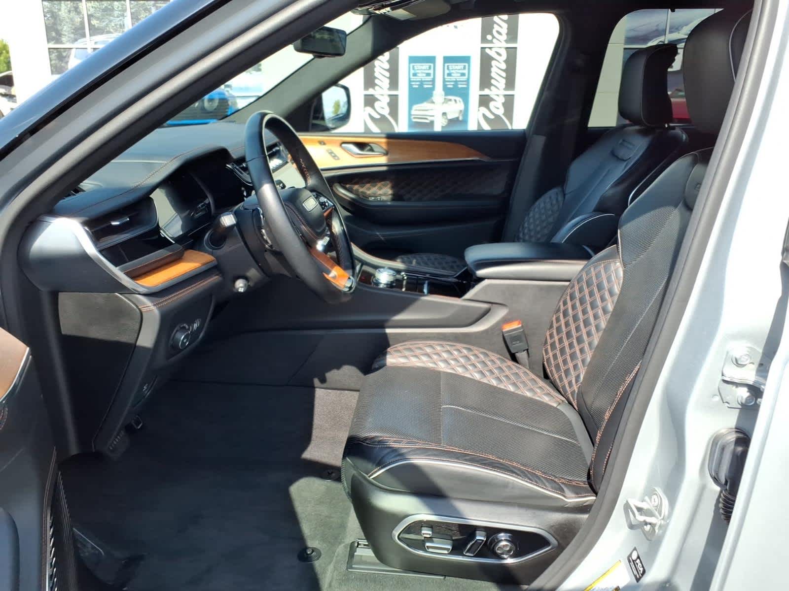 2022 Jeep Grand Cherokee L Summit Reserve