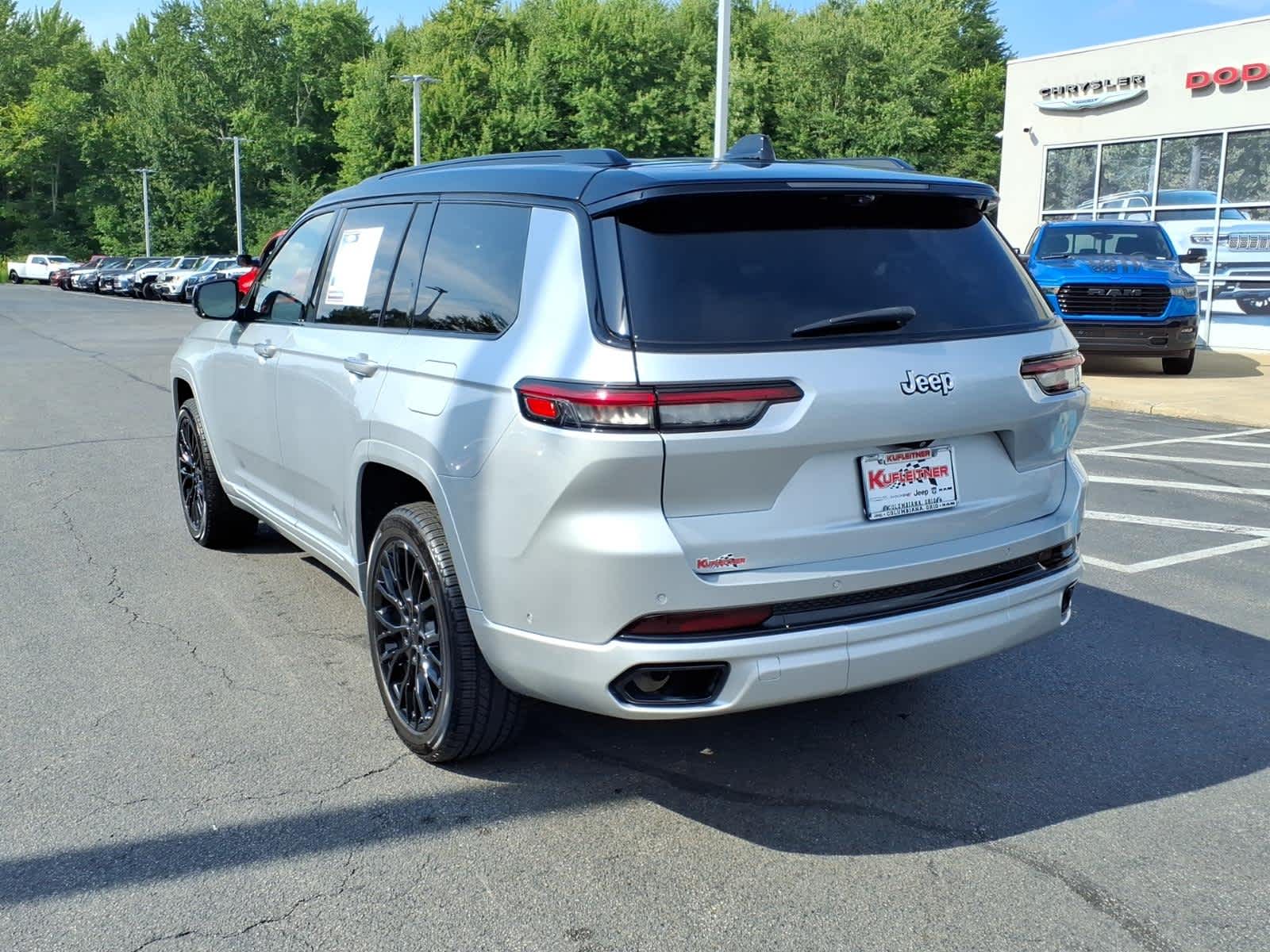 2022 Jeep Grand Cherokee L Summit Reserve