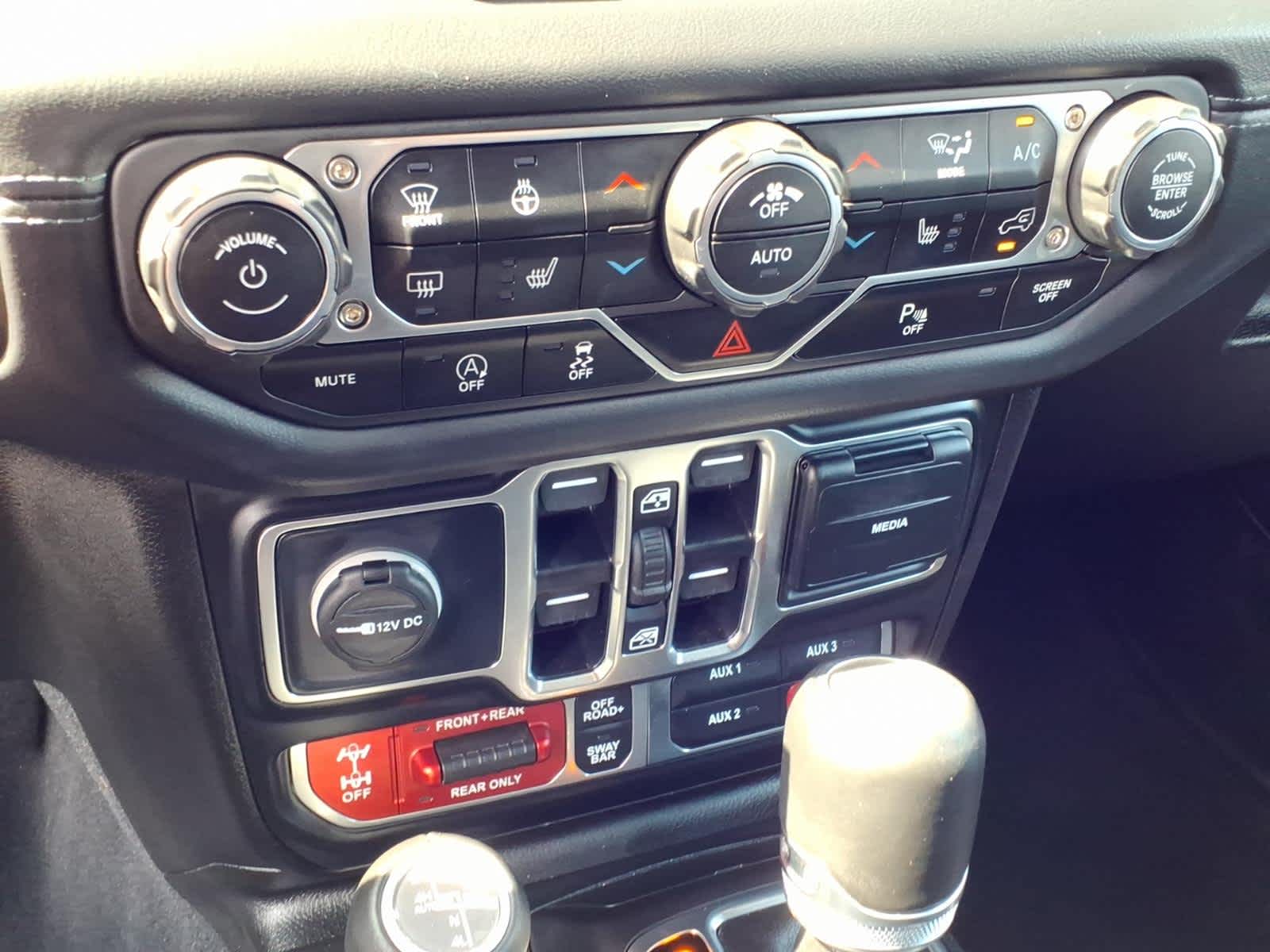 2025 Jeep Wrangler Rubicon X
