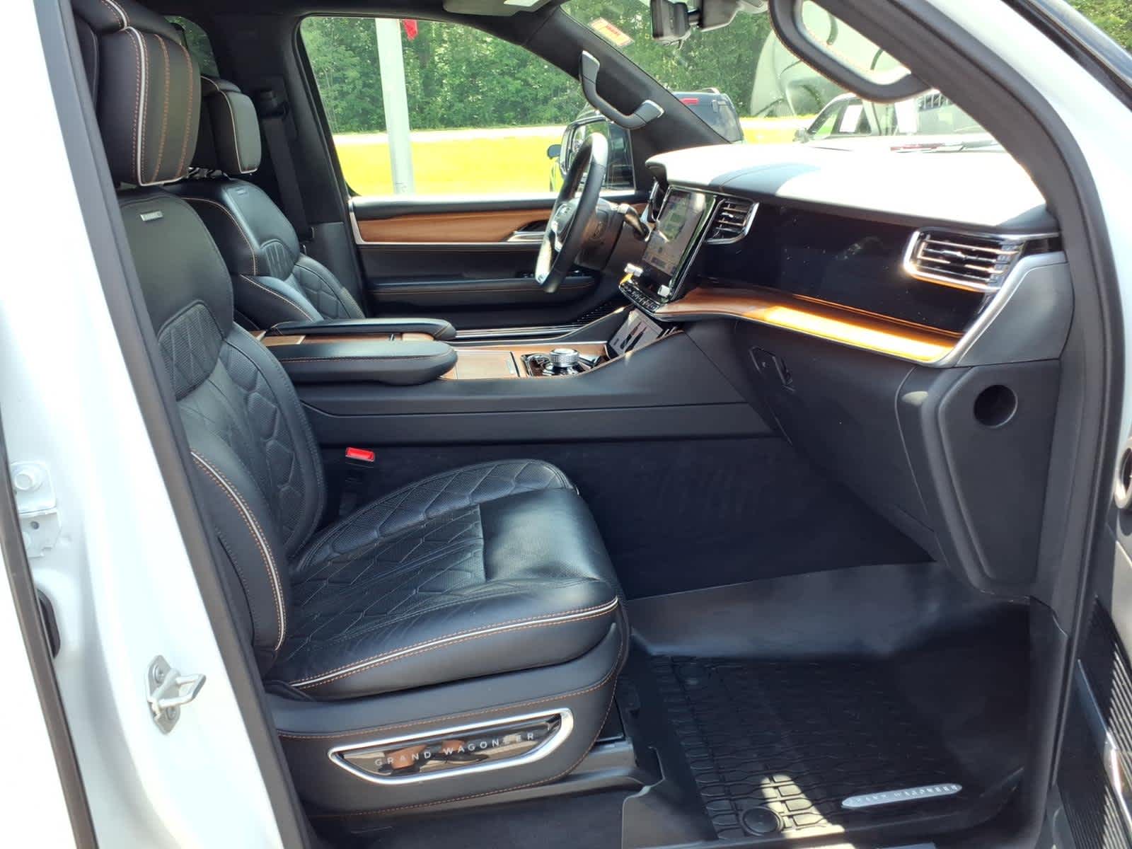 2024 Jeep Grand Wagoneer L Series III