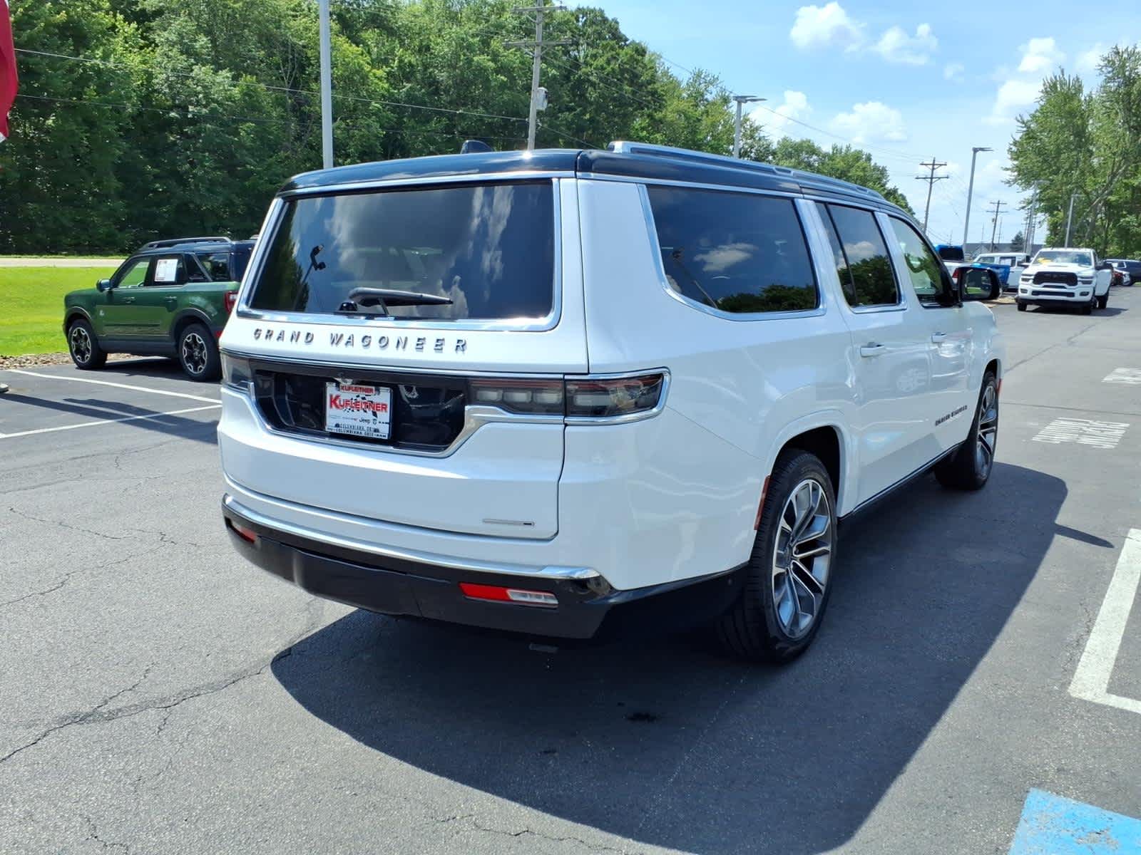 2024 Jeep Grand Wagoneer L Series III