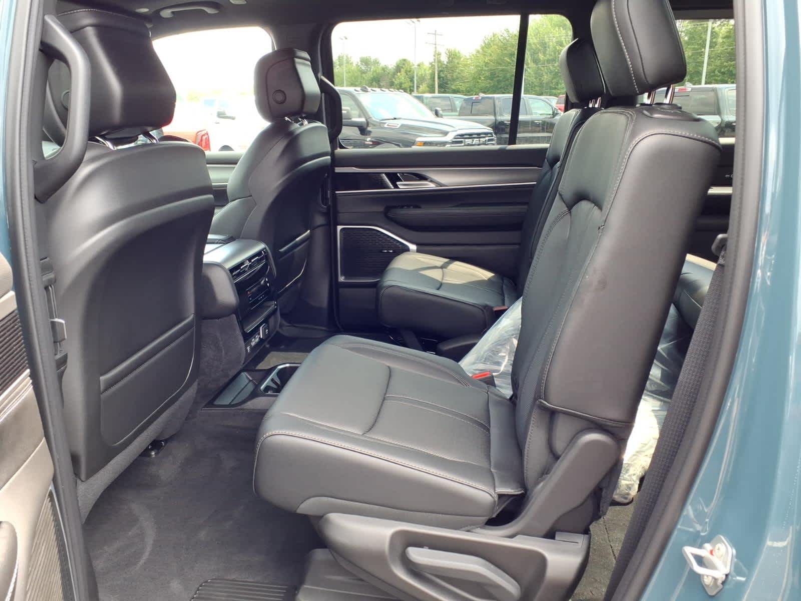 2026 Jeep Grand Wagoneer Upland