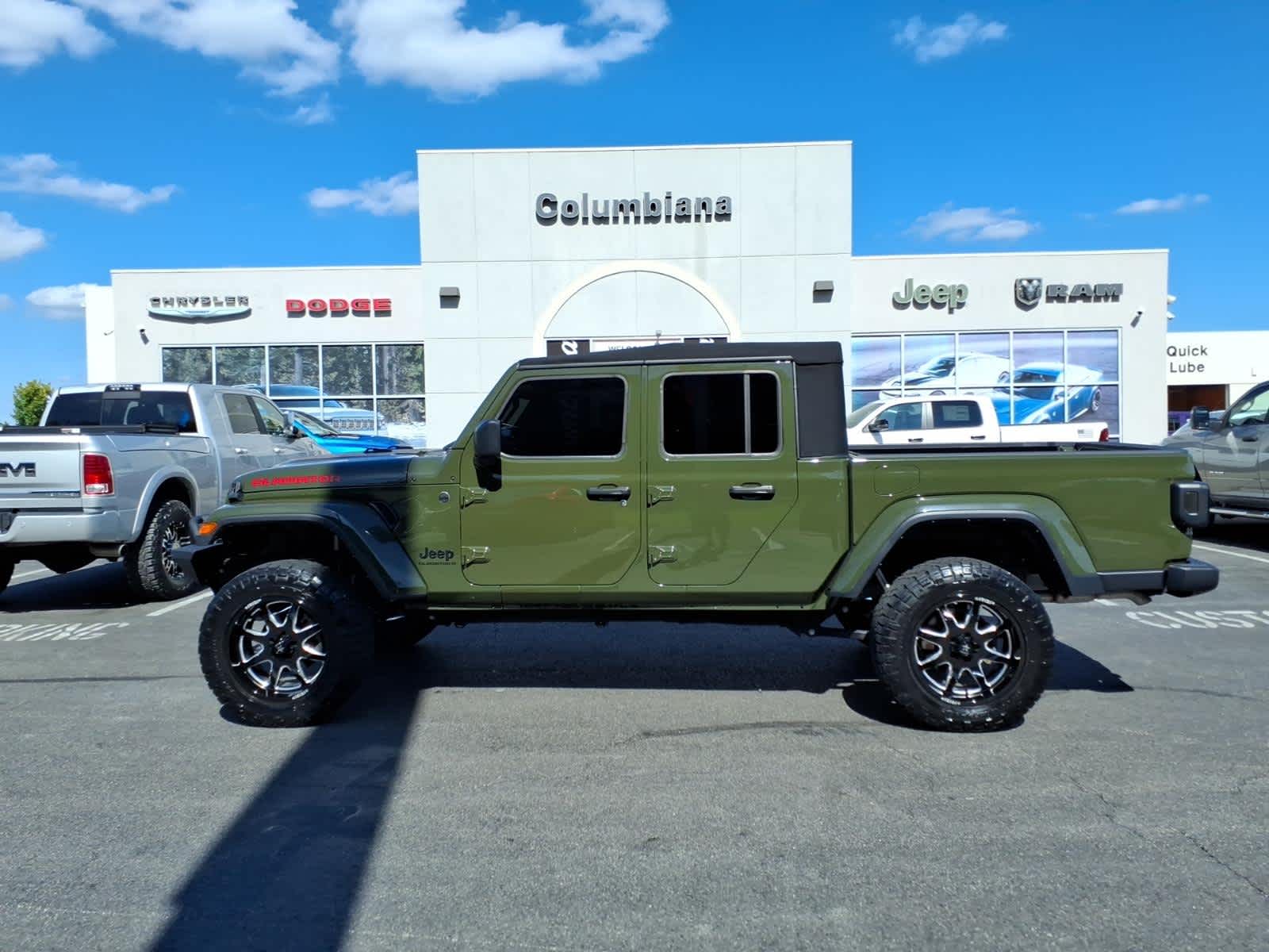 2024 Jeep Gladiator Sport S