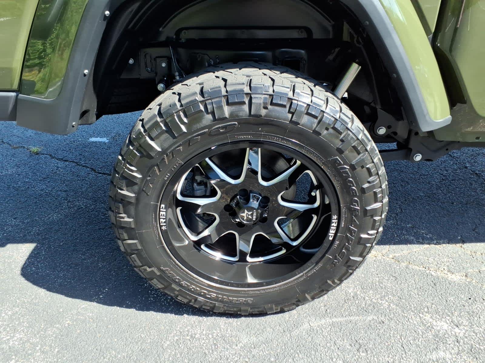 2024 Jeep Gladiator Sport S