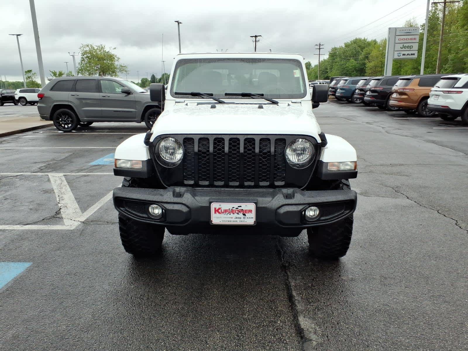 2021 Jeep Gladiator Willys