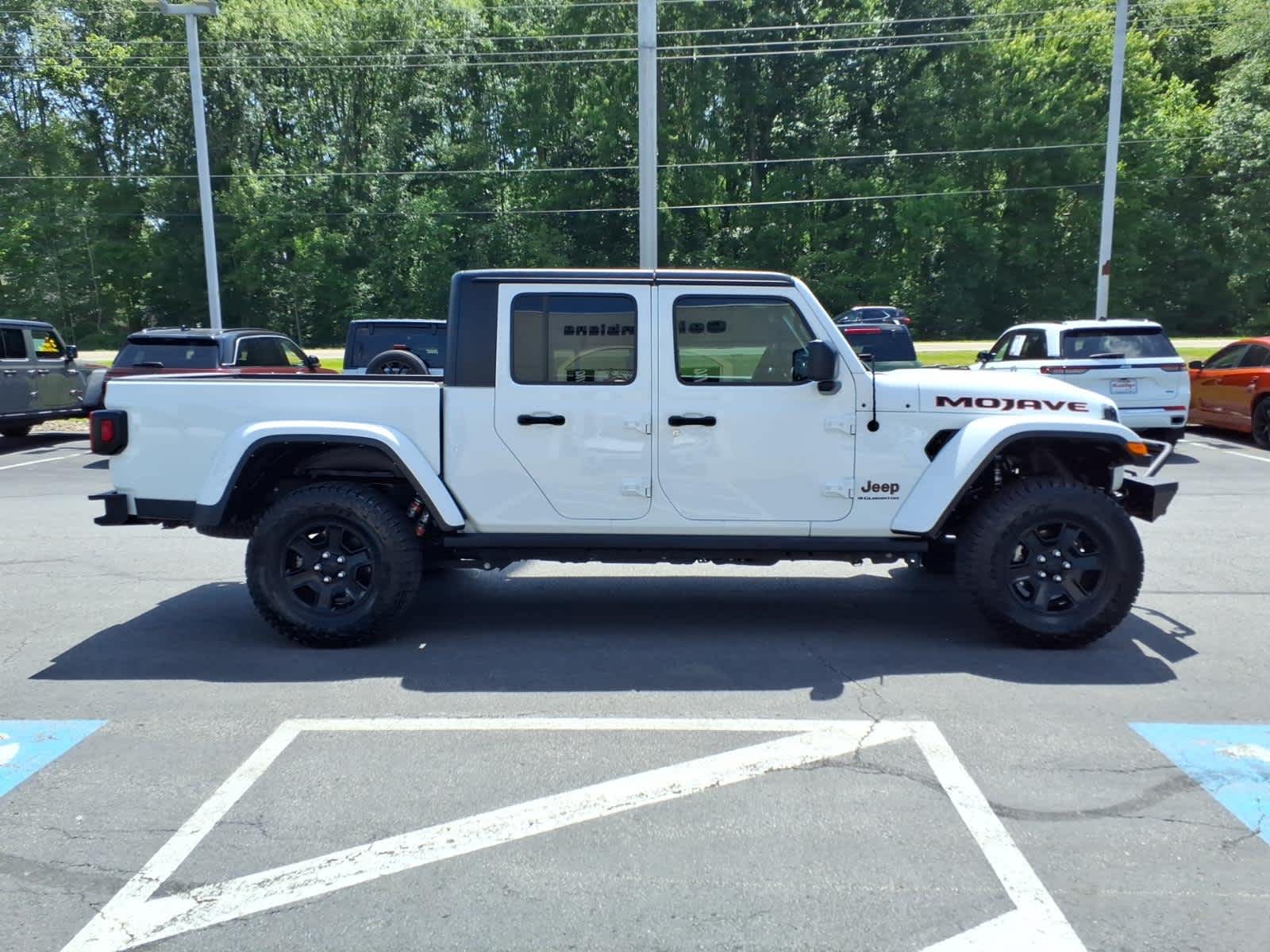 2023 Jeep Gladiator Mojave