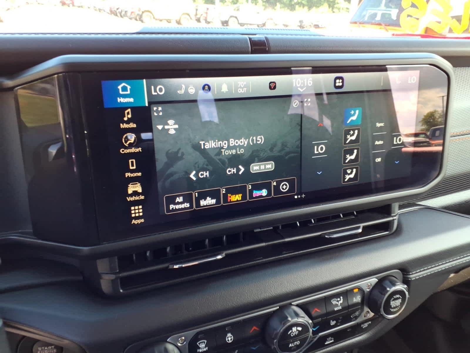 2024 Jeep Gladiator Mojave