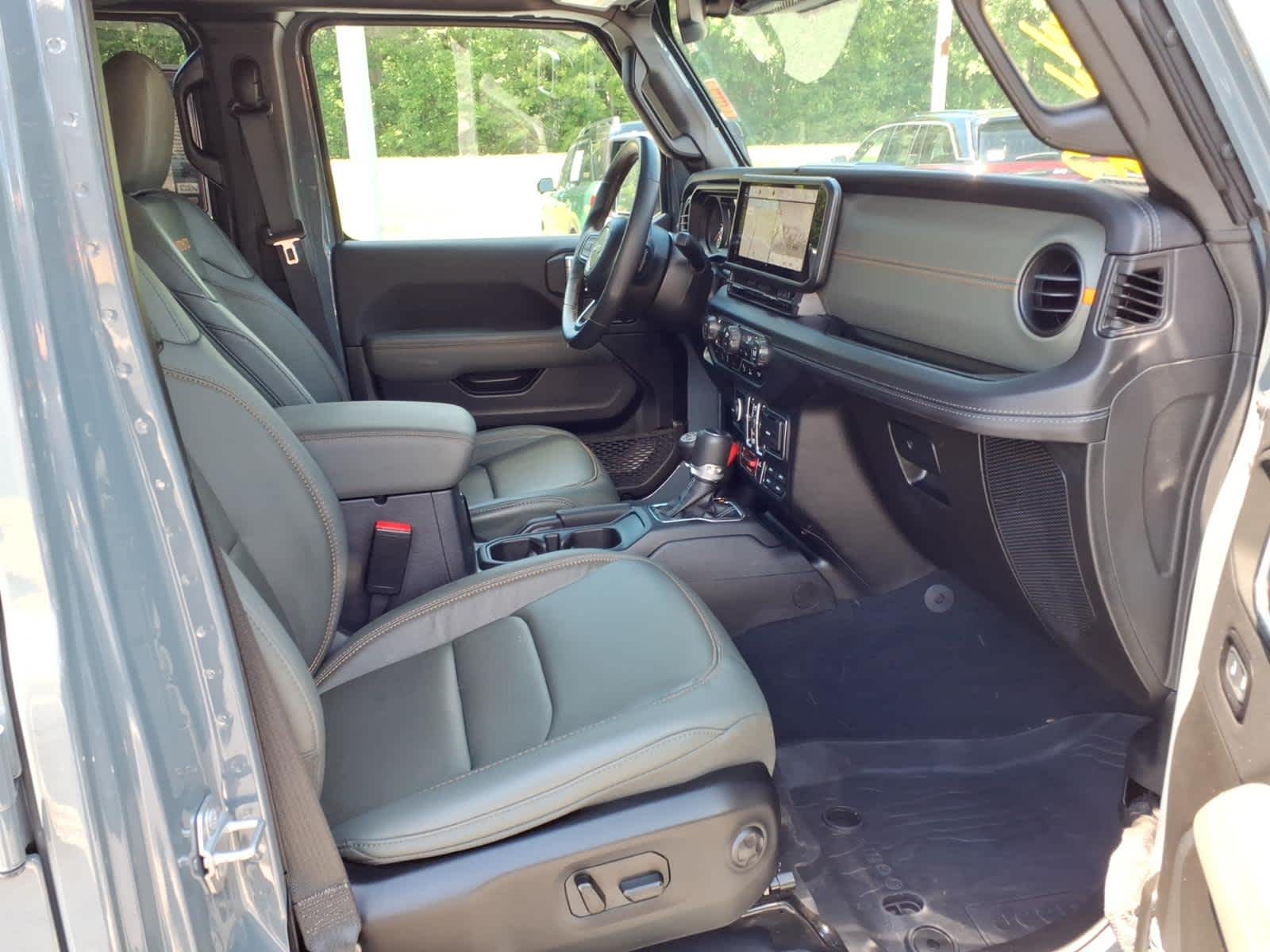 2025 Jeep Gladiator Mojave X