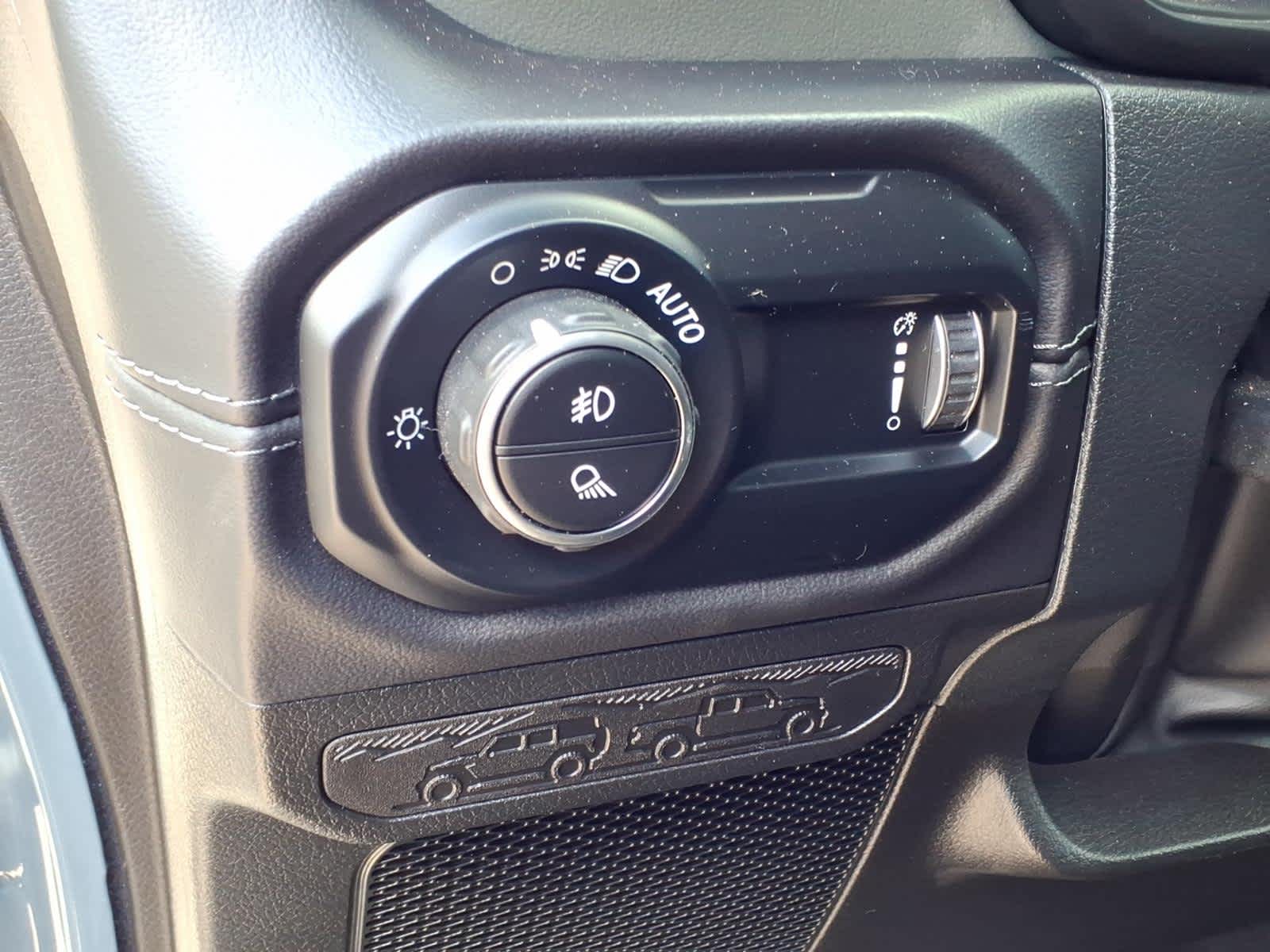 2025 Jeep Gladiator Mojave X