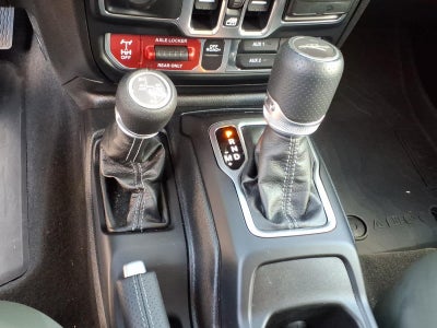 2025 Jeep Gladiator Mojave X