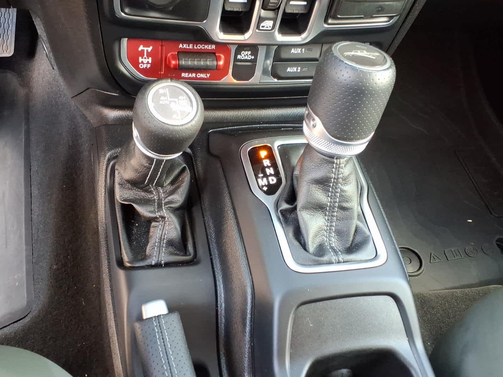 2025 Jeep Gladiator Mojave X