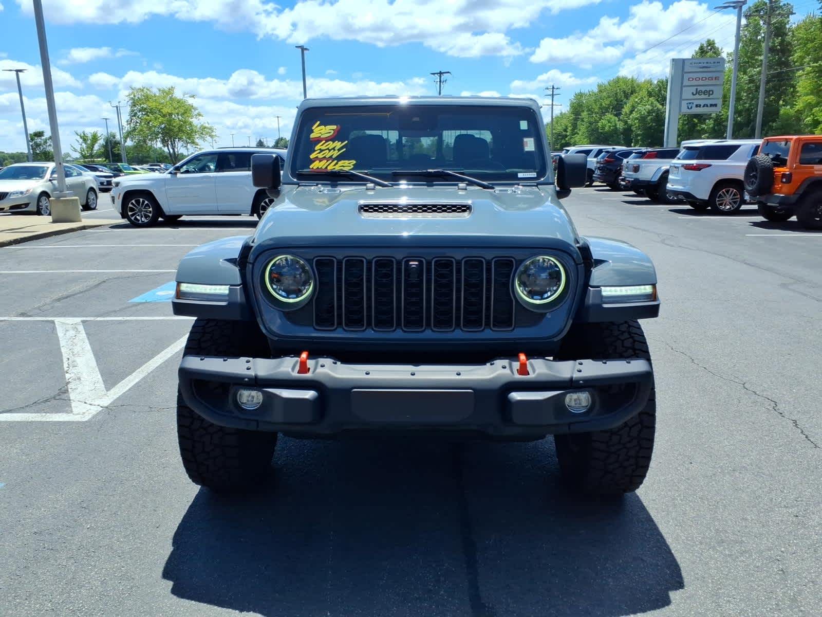 2025 Jeep Gladiator Mojave X
