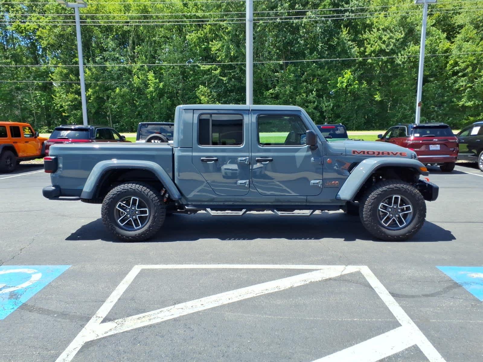 2025 Jeep Gladiator Mojave X