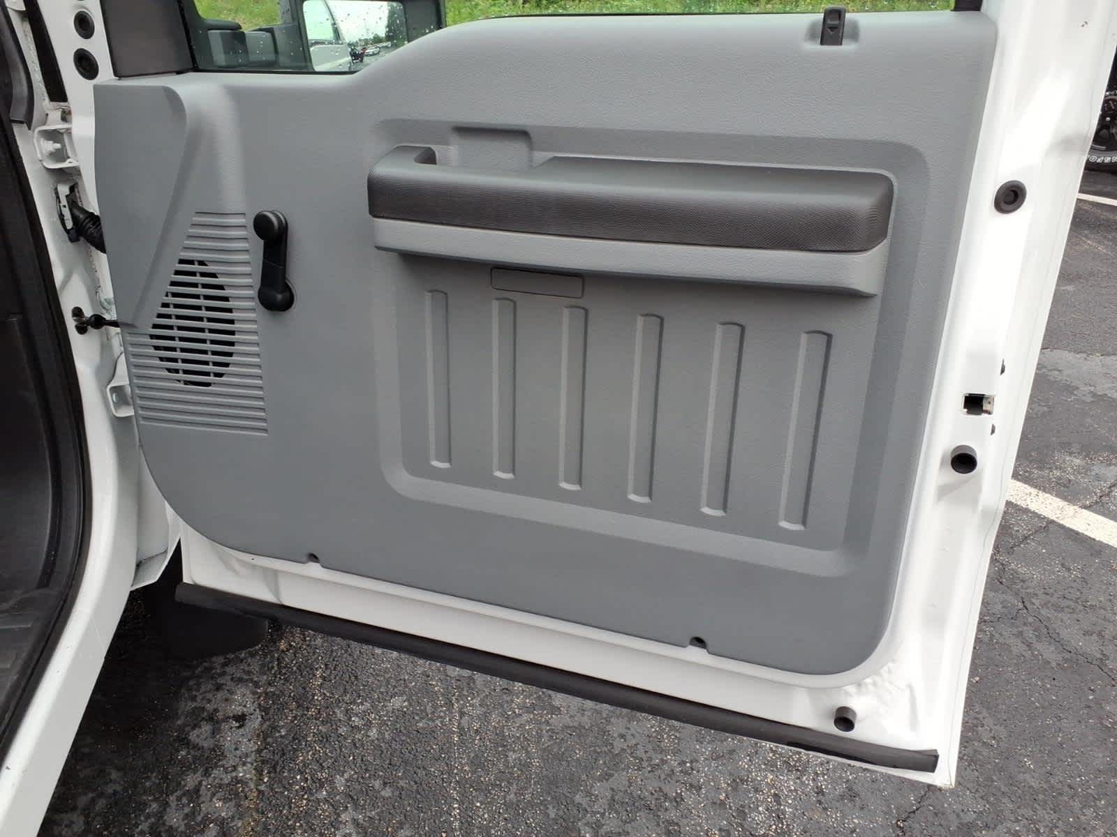 2015 Ford Super Duty F-550 DRW XL
