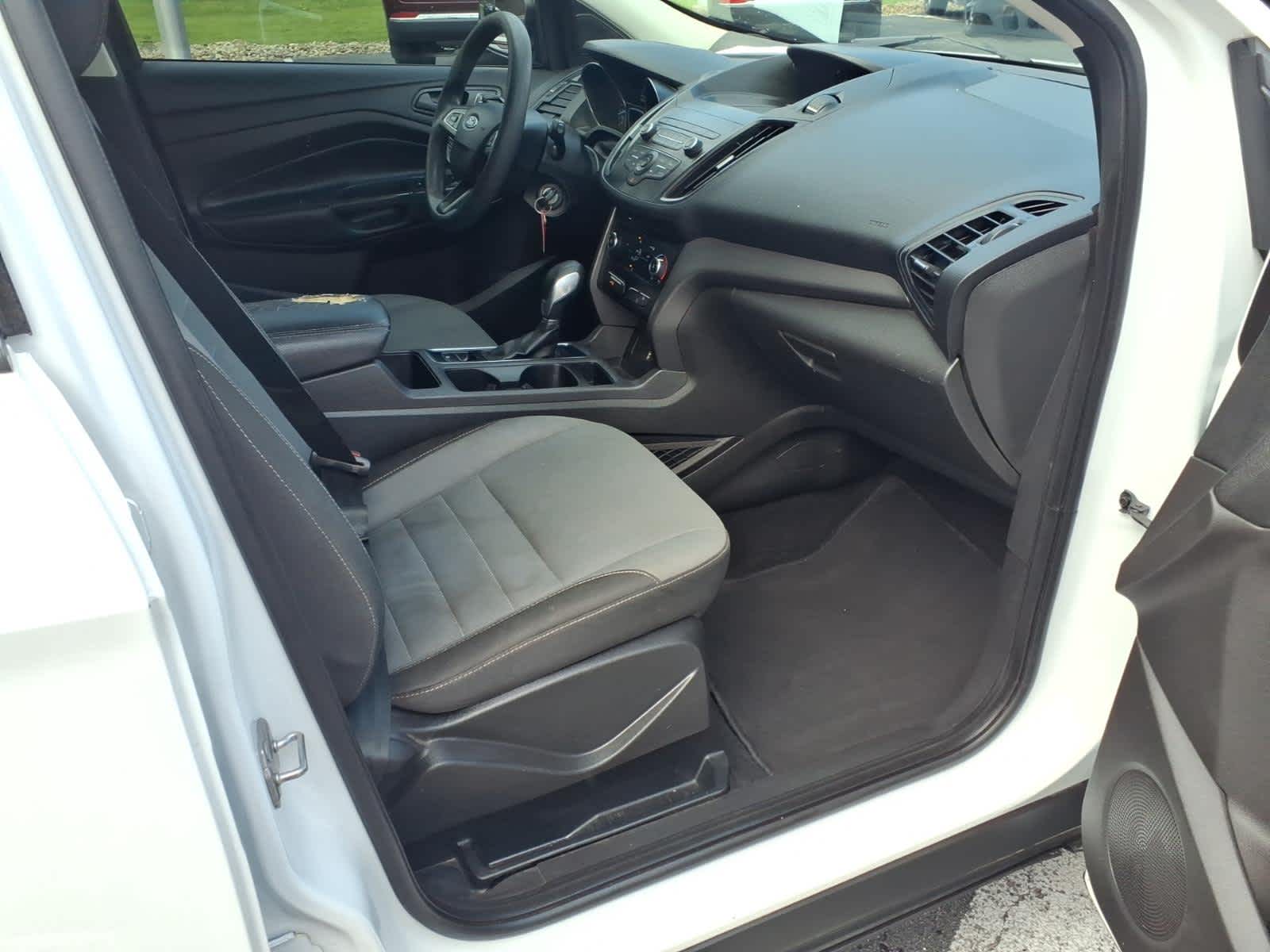 2019 Ford Escape S