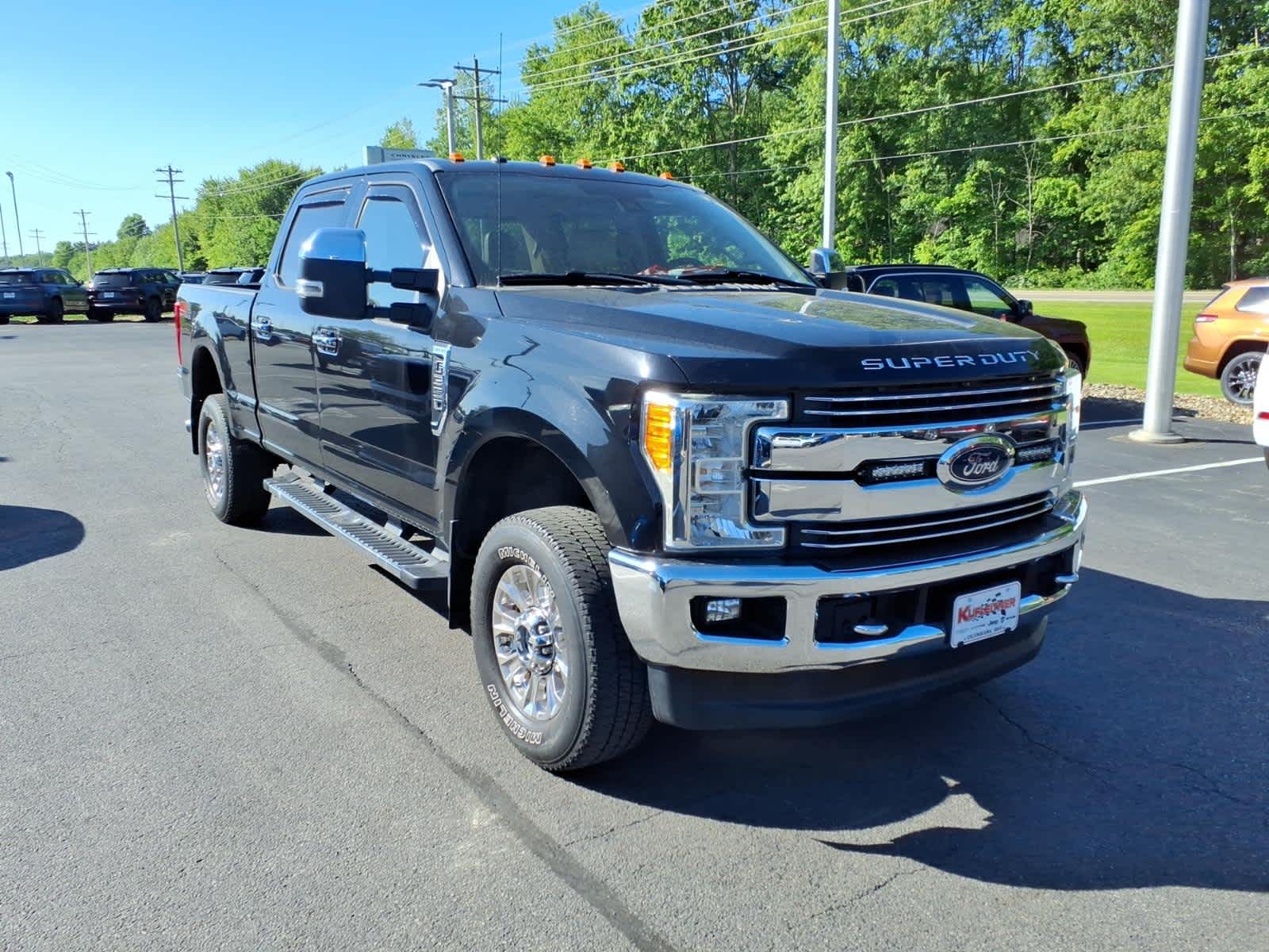 2017 Ford Super Duty F-350 SRW Lariat