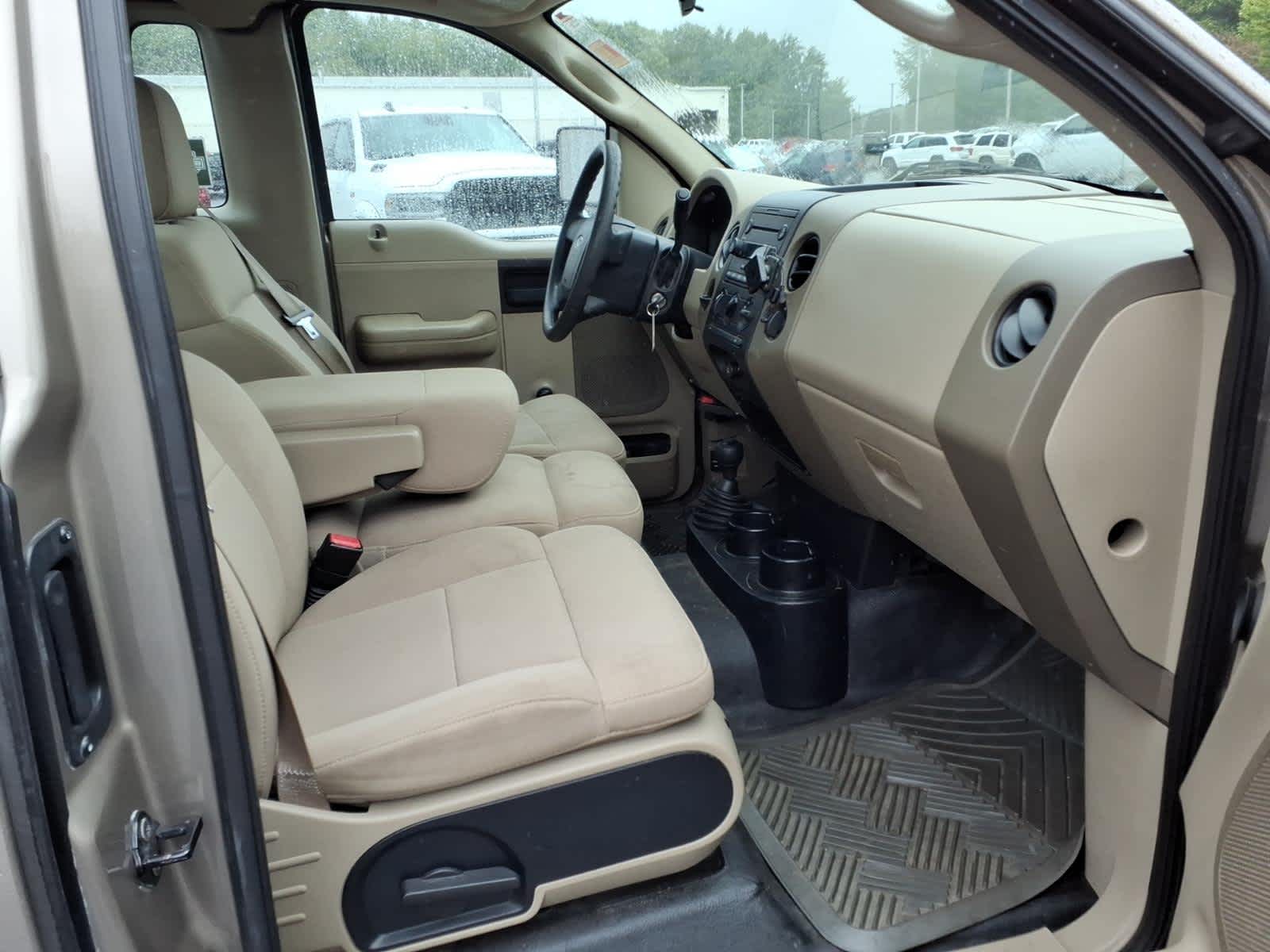 2005 Ford F-150 XL