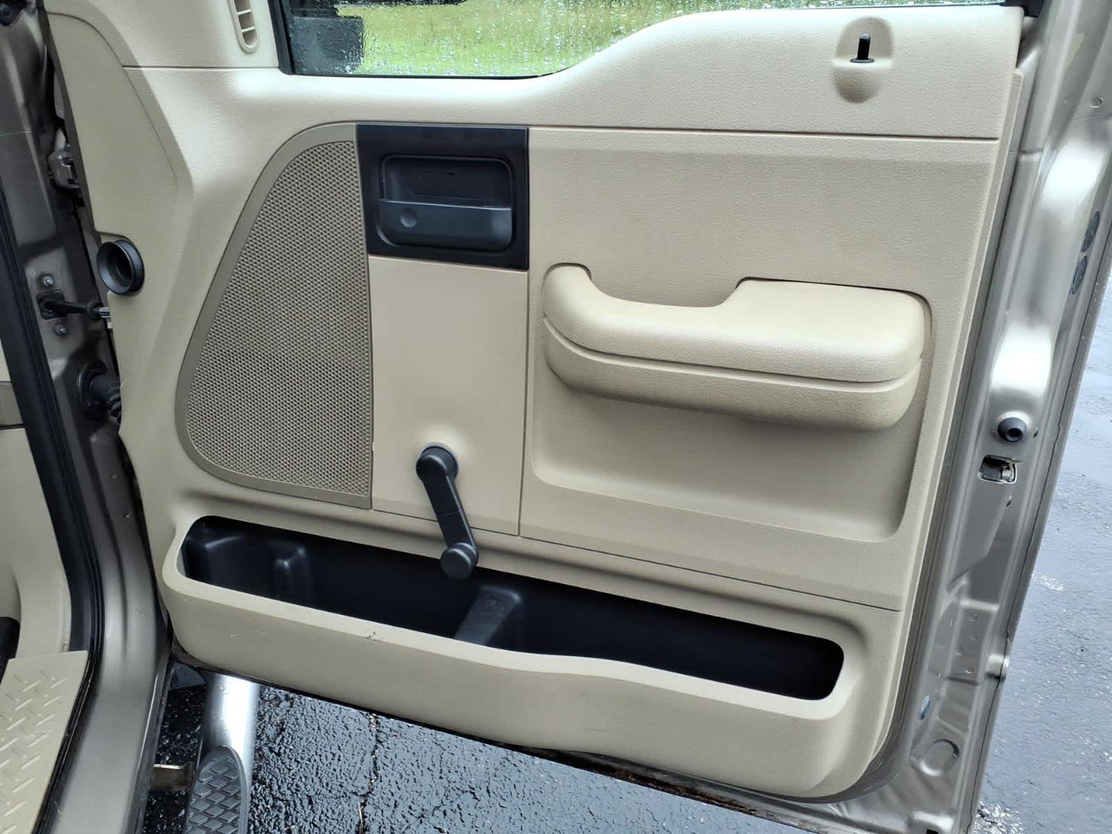 2005 Ford F-150 XL