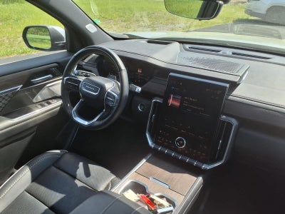 2024 GMC Acadia AWD Denali