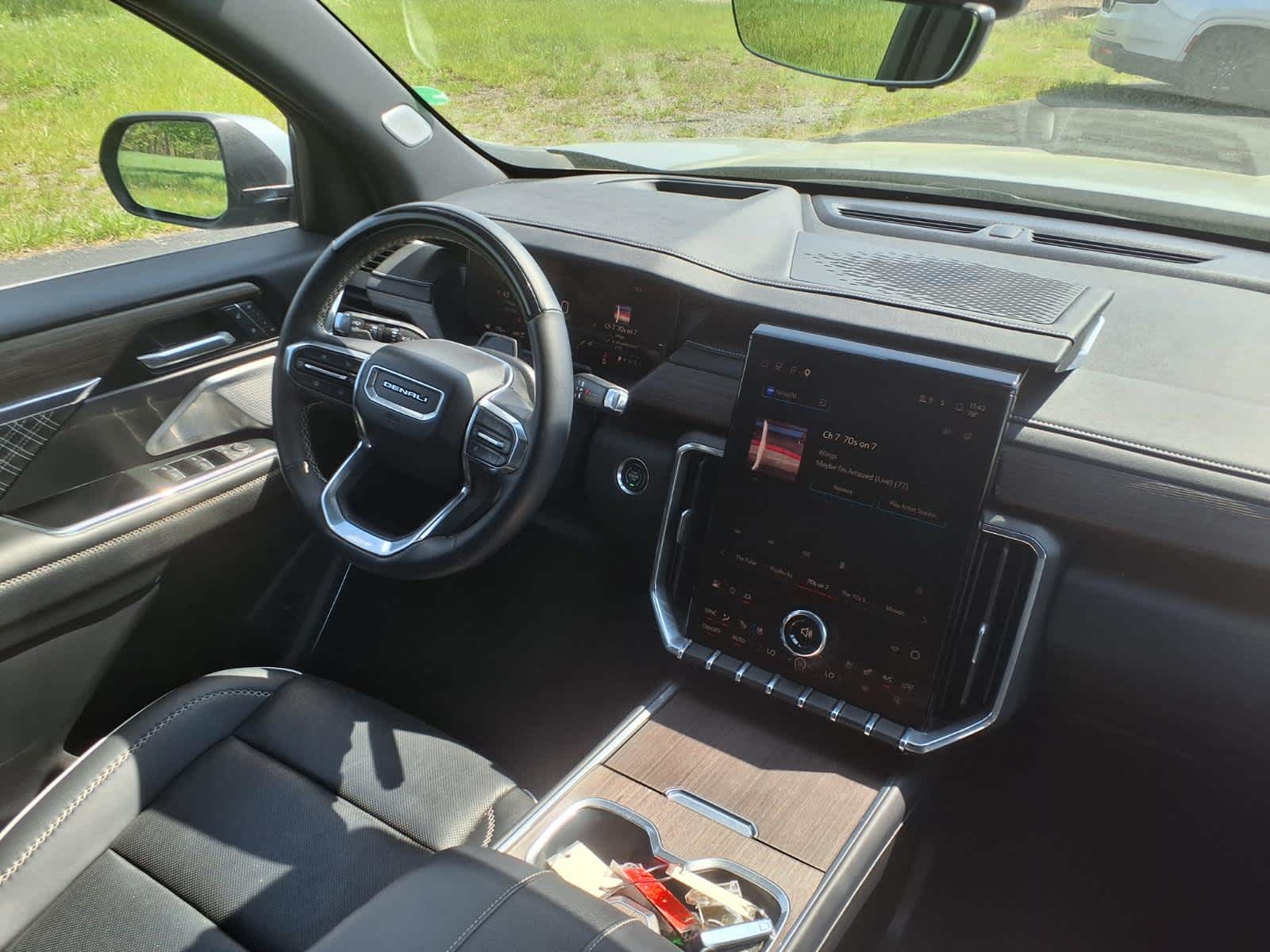 2024 GMC Acadia AWD Denali
