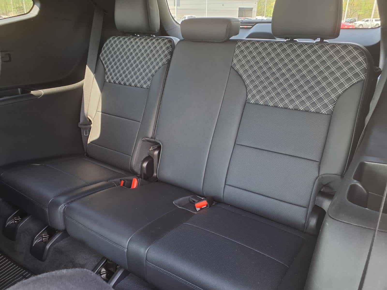 2024 GMC Acadia AWD Denali