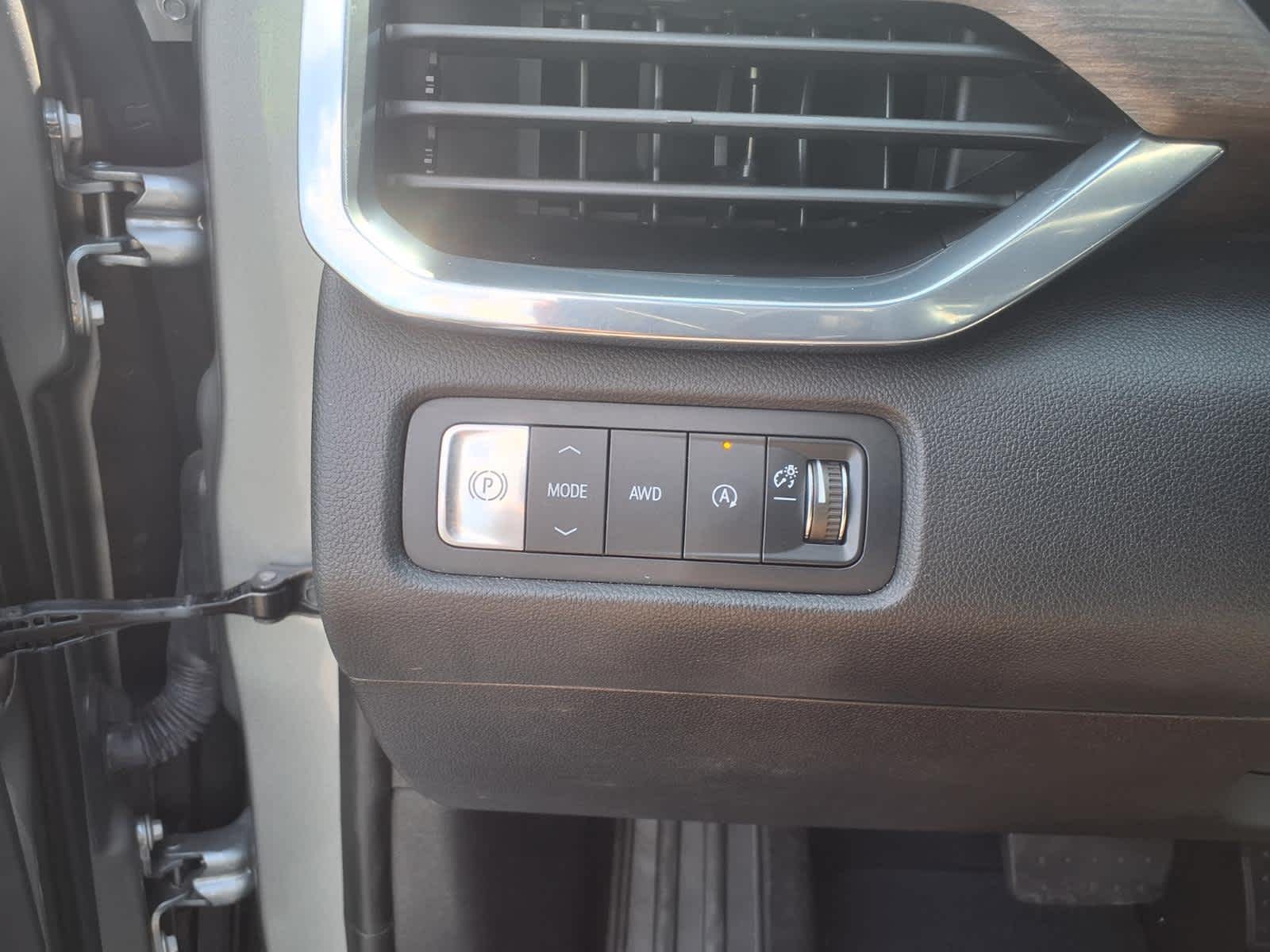 2024 GMC Acadia AWD Denali