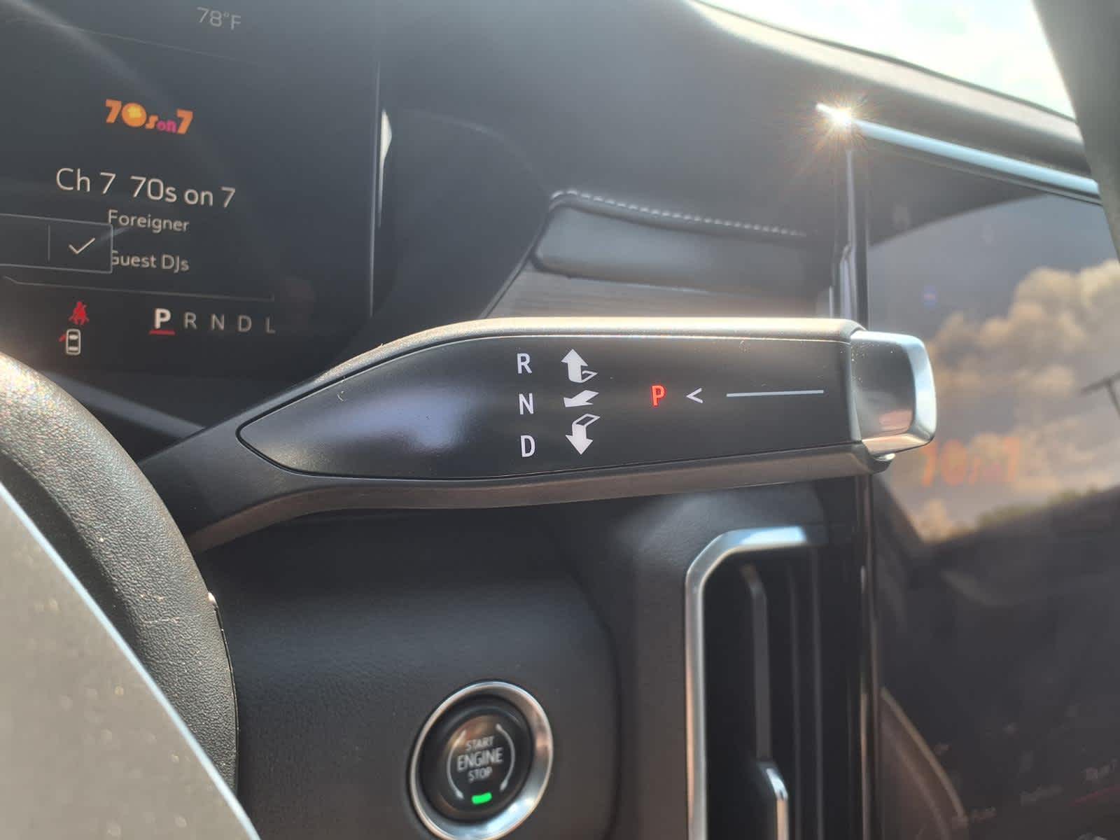 2024 GMC Acadia AWD Denali