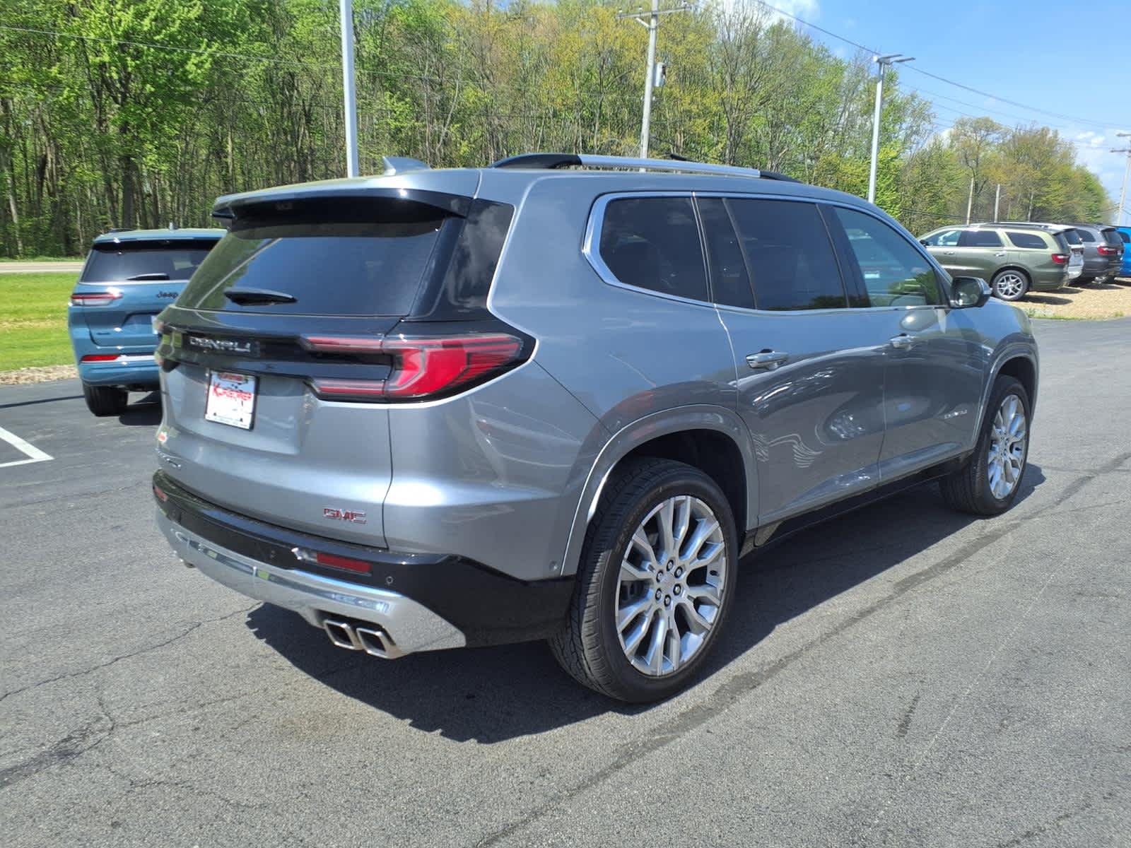 2024 GMC Acadia AWD Denali
