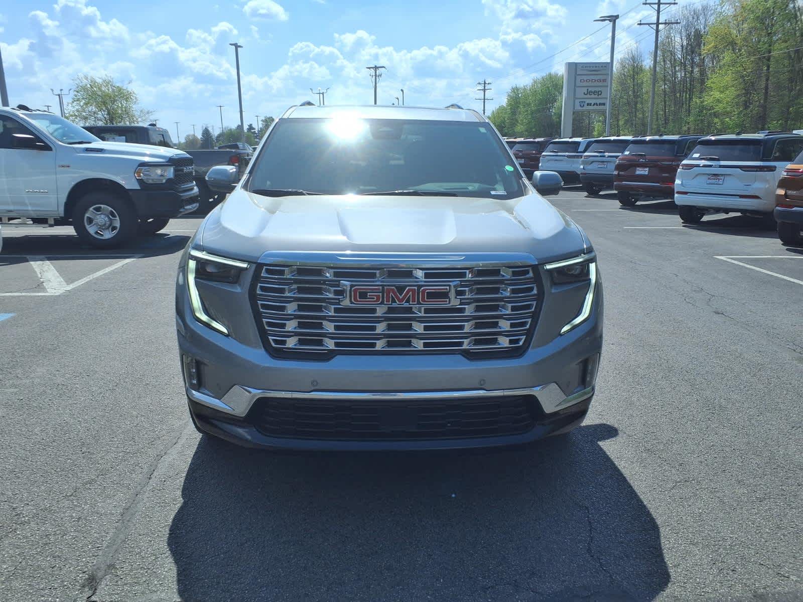 2024 GMC Acadia AWD Denali
