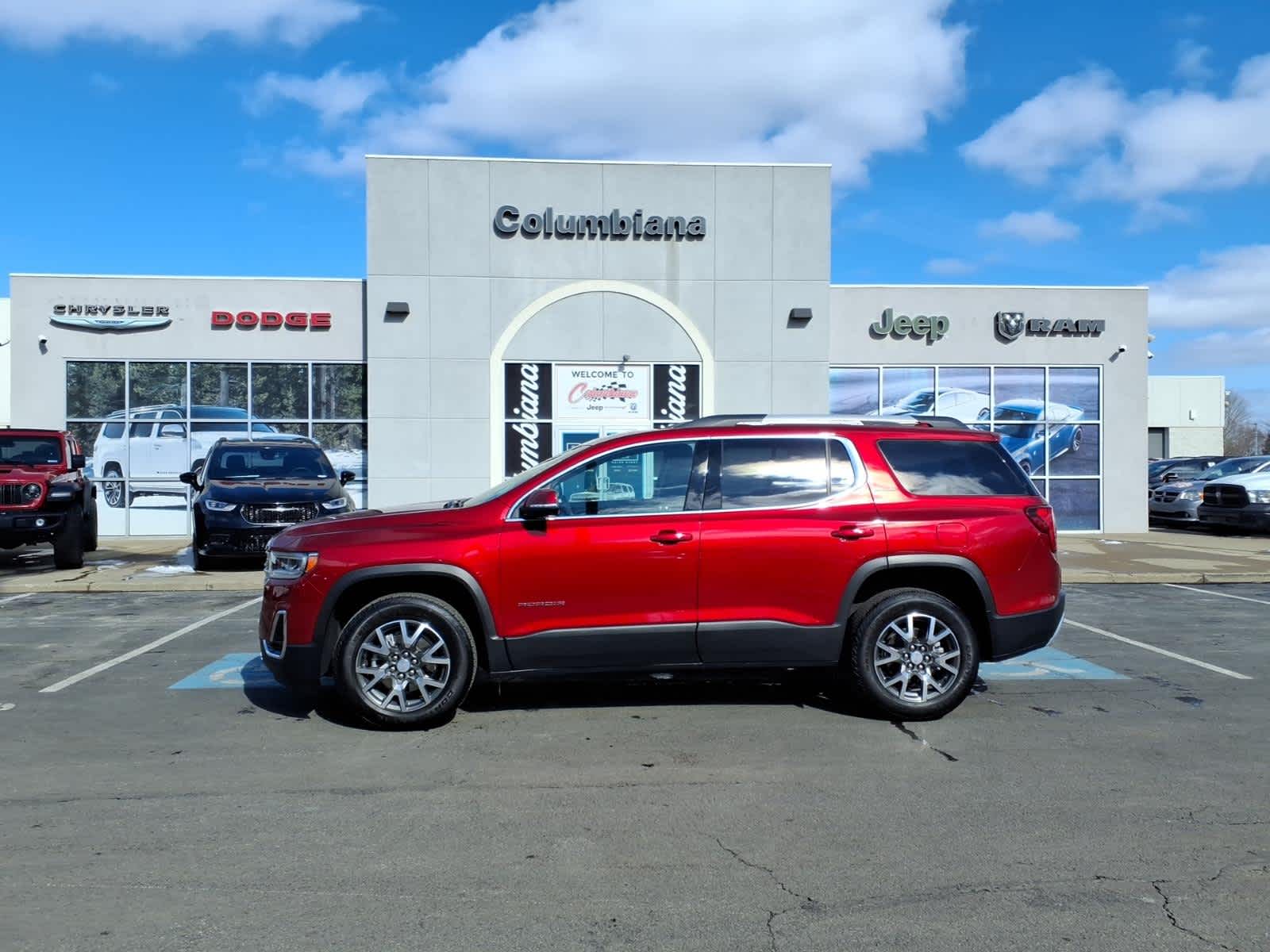 2023 GMC Acadia SLE