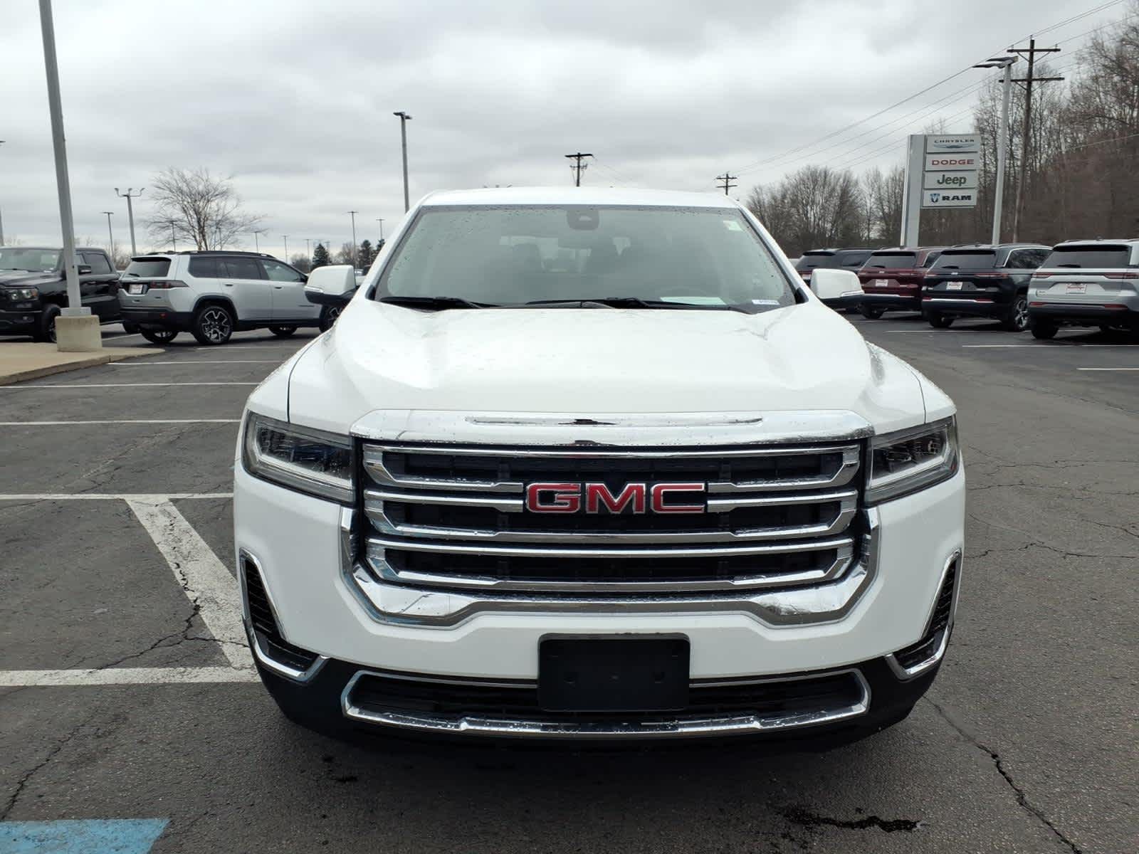2023 GMC Acadia SLE