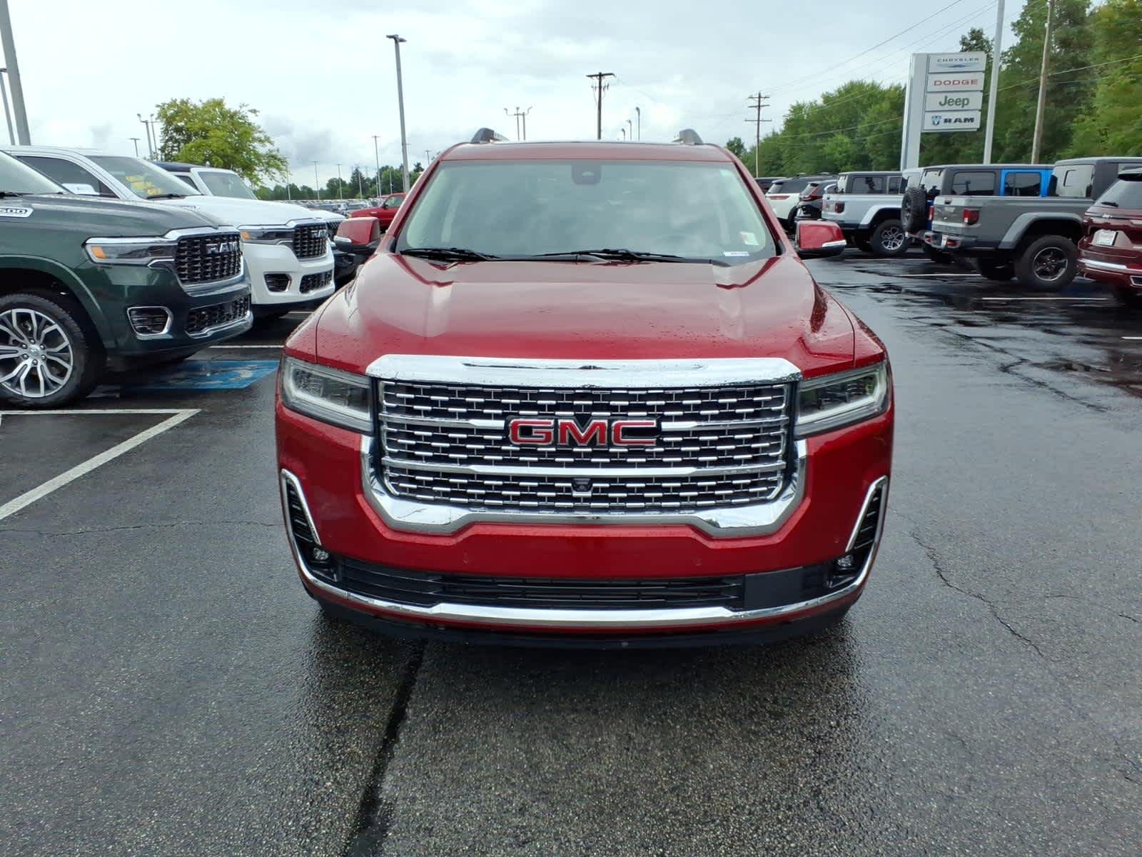 2023 GMC Acadia Denali