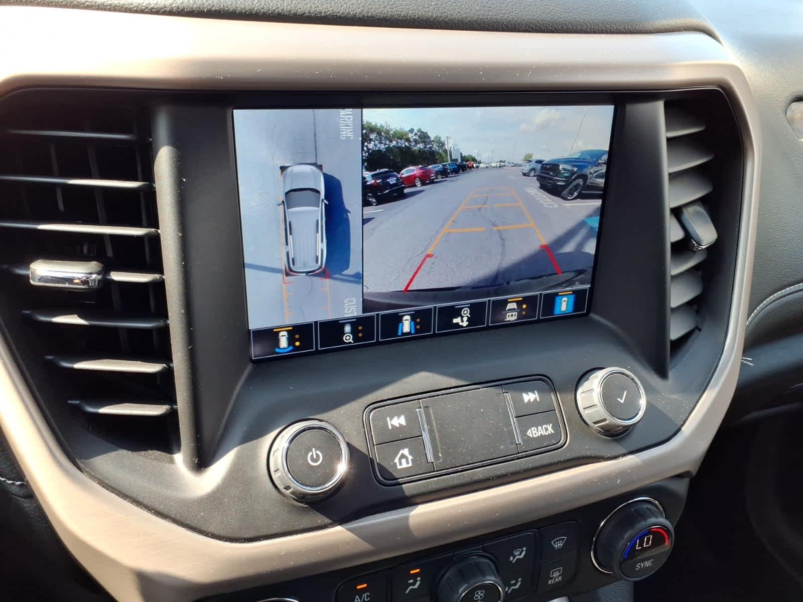 2023 GMC Acadia Denali