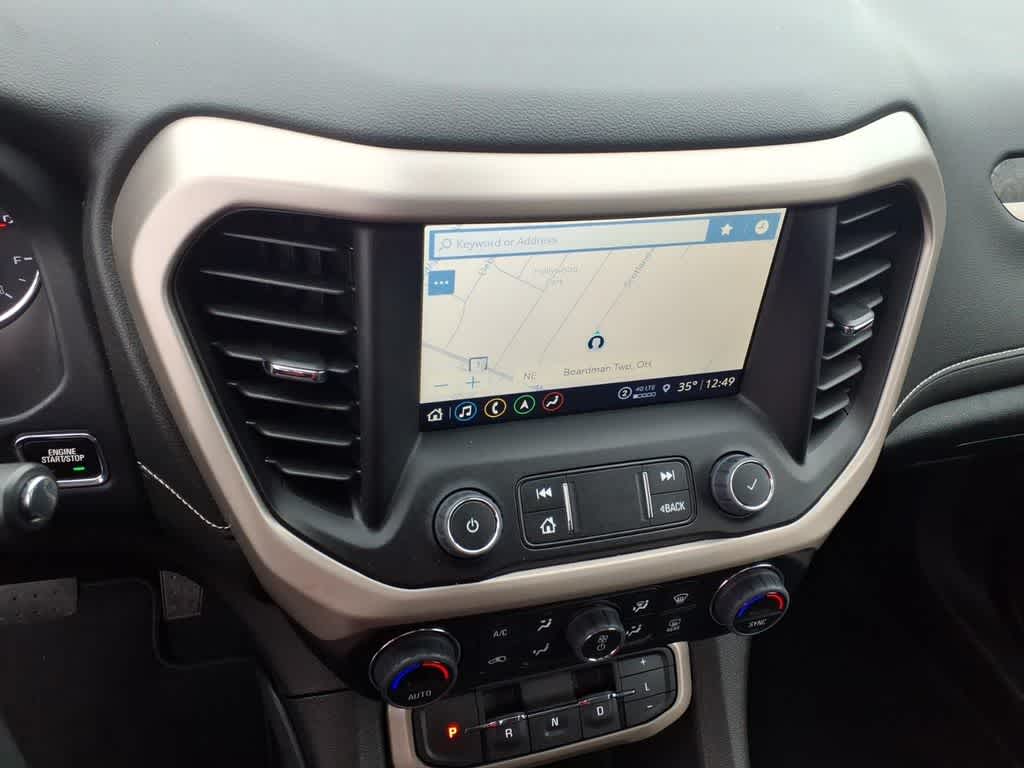 2023 GMC Acadia Denali