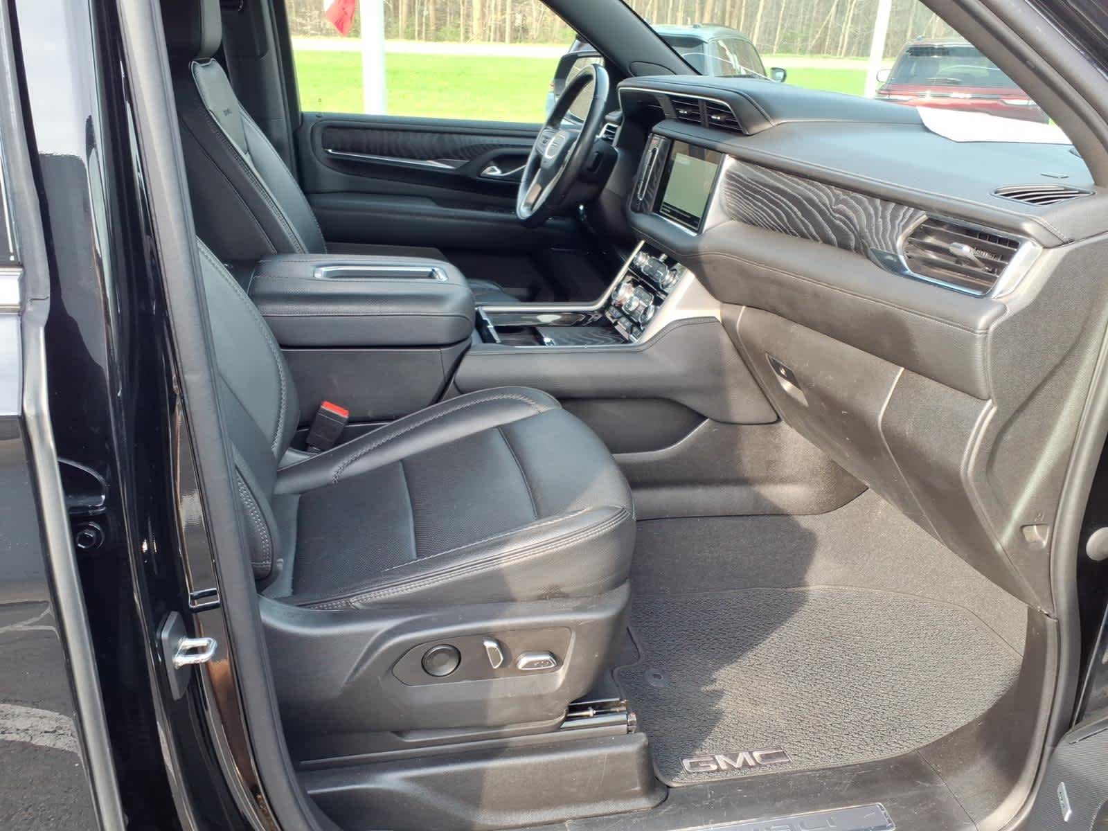 2022 GMC Yukon Denali Denali